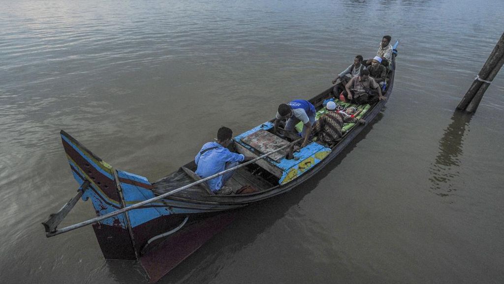Perjuangan Warga Pesisir Jambi untuk Dapat Layanan Kesehatan Perjuangan Warga Pesisir Jambi untuk Dapat Layanan Kesehatan