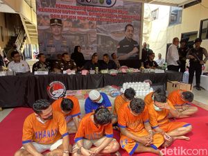 Polda Jatim Bakar Barang Bukti Narkoba Periode Juli-Desember 2023 Polda Jatim Bakar Barang Bukti Narkoba Periode Juli-Desember 2023
