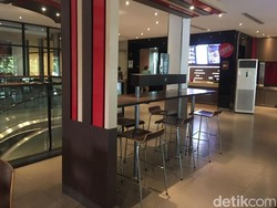 5 Fakta Kesedihan Karyawan Resto Carls Jr Surabaya yang Mau Tutup