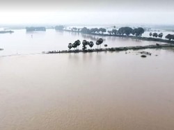 Pilu di Tamil Nadu India: Seusai Topan, Wilayahnya Kini Diterpa Banjir