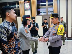 Polwan Eks Jubir Polri Nurul Azizah Resmi Sandang Pangkat Brigjen