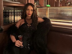 Gaya Pacaran Erika Carlina: Nggak Mencolok dan Let it Flow!