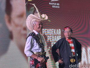 Ganjar-Mahfud Optimistis Elektabilitasnya Terus Bergerak Naik Ganjar-Mahfud Optimistis Elektabilitasnya Terus Bergerak Naik
