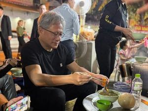 Manusia Rp 1.900 Triliun Tak Pakai Jam Tangan, Ada Filosofinya Manusia Rp 1.900 Triliun Tak Pakai Jam Tangan, Ada Filosofinya