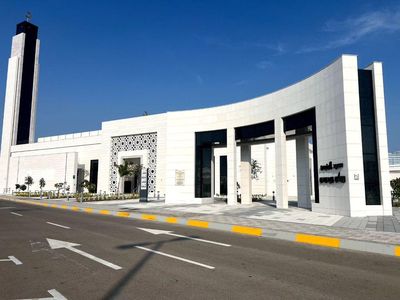 Potret Megahnya Masjid Jokowi yang Baru Dibuka di Abu Dhabi