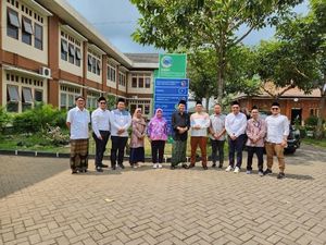 Nestle Dukung Pengembangan Santri-Pengajar di SMK Syubbanul Wathon Nestle Dukung Pengembangan Santri-Pengajar di SMK Syubbanul Wathon