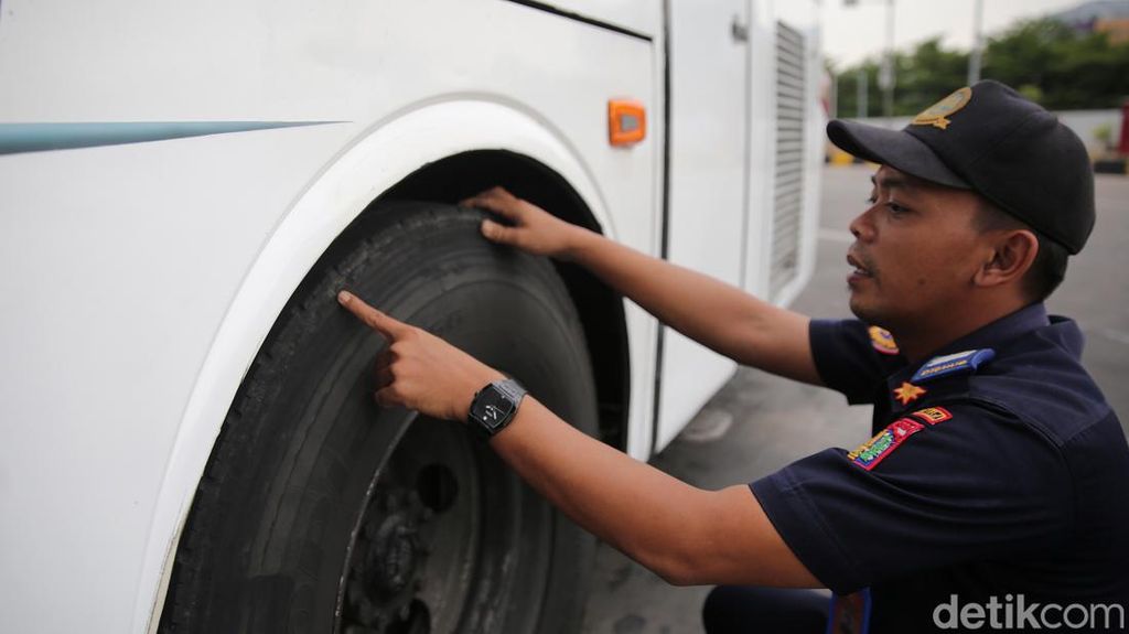 Pemeriksaan Kelayakan Bus AKAP Terus Dilakukan Pemeriksaan Kelayakan Bus AKAP Terus Dilakukan