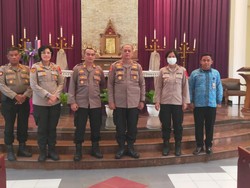 Jelang Natal, Polisi Cek Keamanan Gereja di Pasar Minggu Jaksel