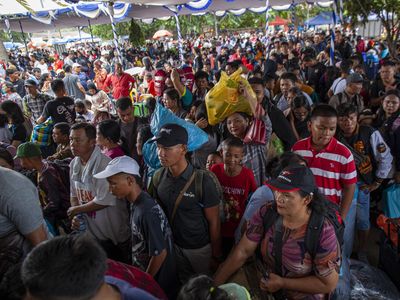 Ratusan Warga Batam Ikut Mudik Natal Gratis Naik Kapal