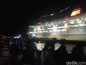 Ribuan Warga Flores Timur-Lembata Pulang Kampung Rayakan Nataru Ribuan Warga Flores Timur-Lembata Pulang Kampung Rayakan Nataru