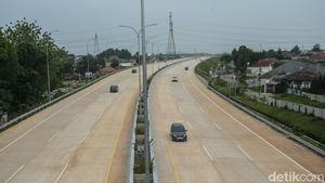 Suasana Tol Pamulang-Cinere yang Dibuka Gratis Hari Ini