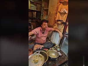 Disorot karena Kotor, Video Penjual Makanan di India Ditonton 73 Juta Kali Disorot karena Kotor, Video Penjual Makanan di India Ditonton 73 Juta Kali