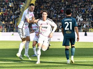 Frosinone Vs Juventus: Si Nyonya Tua Menang Tipis 2-1
