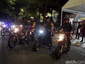 Patroli Gabungan Skala Besar Amankan Natal di Surabaya Patroli Gabungan Skala Besar Amankan Natal di Surabaya