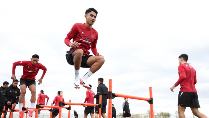 Timnas Indonesia menjalani hari kedua pemusatan latihan (TC) di Antalya, Turki. Intensitas latihan skuad Garuda mulai ditingkatkan.