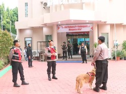 Polres Jepara Sterilisasi Gereja Jelang Natal, Anjing Pelacak Dikerahkan