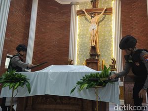 Sterilisasi Pengamanan Gereja di Malang Jelang Perayaan Natal 2023