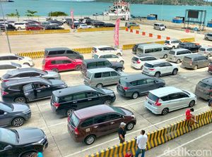 H-2 Nataru, 268 Ribu Pemudik Masuk ke Pulau Sumatera Lewat Bakauheni