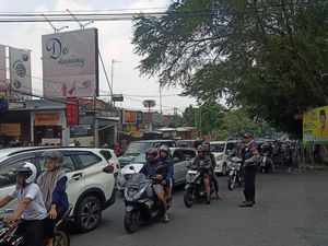 Wisatawan Serbu Kota Batu, Arus Lalu Lintas Mulai Padat