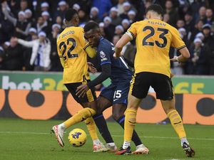 Pochettino Geregetan Chelsea Buang-buang Peluang Lagi