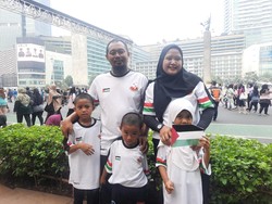Sekeluarga Pakai Baju Gambar Semangka di CFD: Jangan Berhenti Bela Palestina
