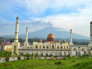 Gunung Marapi Erupsi Lagi, Terdengar Suara Dentuman