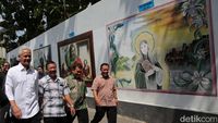 Ganjar Kunjungi Gereja Katolik di Solo