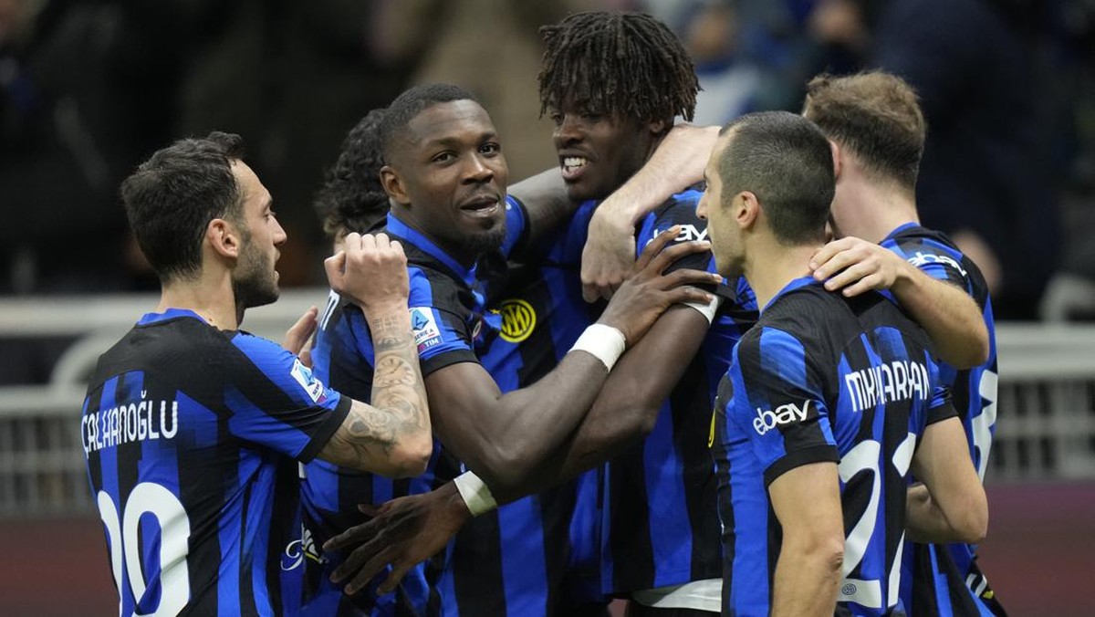 Inter menang 2-0 atas Lecce. Foto: AP/Luca Bruno