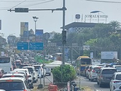 Lalin Macet, One Way Arah Puncak Bogor Diberlakukan Pagi Ini