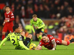 Liverpool Vs Arsenal Seri, Selamat Manchester City