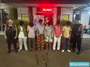 Polisi Tangkap 9 Pemuda di Jaksel Saat Hendak Tawuran, Sajam Disita Polisi Tangkap 9 Pemuda di Jaksel Saat Hendak Tawuran, Sajam Disita