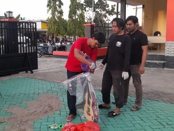 Sekuriti Basarnas Mamuju Tikam Rekan Kerja Pakai Badik Berkali-kali Ditangkap