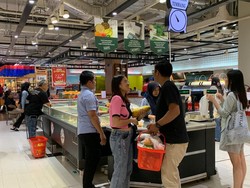 Transmart Full Day Sale, Sayur-Buah Segar Ikut Diserbu Pengunjung