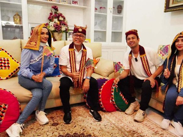 Zulhas Ajak Raffi-Nagita Napak Tilas Rumah Masa Kecil di Lampung