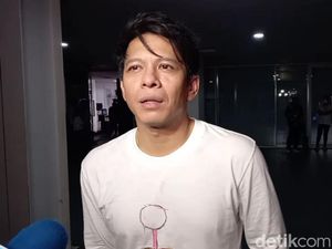 Ariel NOAH Tanggapi Viral Hasil Foto dari Kamera HP Android Ariel NOAH Tanggapi Viral Hasil Foto dari Kamera HP Android