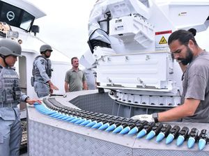 Bakamla RI Uji Fungsi Senjata Meriam 30 MM Bakamla RI Uji Fungsi Senjata Meriam 30 MM