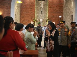 Tinjau Misa Natal Jadi Momen Bupati Banyuwangi Pererat Persaudaraan Tinjau Misa Natal Jadi Momen Bupati Banyuwangi Pererat Persaudaraan