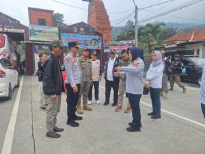 Bupati Mojokerto Jamin Jalur Wisata Pacet-Trawas Aman untuk Libur Nataru Bupati Mojokerto Jamin Jalur Wisata Pacet-Trawas Aman untuk Libur Nataru