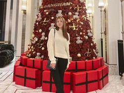 Cassandra Lee Rayakan Natal Tanpa Ayah, Rajut Harapan di 2024