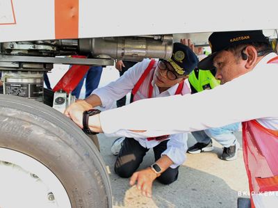 Kawal Nataru, Menhub Cek Bandara Soetta hingga Roda Pesawat