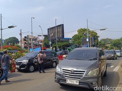 Lalin ke Arah Puncak Bogor Ramai, Antrean Sempat Mengular 3 Km di Jagorawi