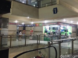 Pengunjung Sepi Bikin Toko-toko Game di Tunjungan Center Beralih ke Online