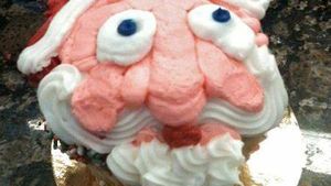 Bikin Ngakak! 10 Dekorasi Kue Natal Ini Gagal Total