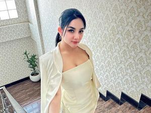 Lala Widy Ungkap Momen Terindah di 2023: Ajak Orang Tua dan Anak Umrah Lala Widy Ungkap Momen Terindah di 2023: Ajak Orang Tua dan Anak Umrah