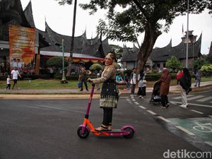Libur Natal, TMII Ramai Pengunjung