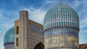 7 Potret Keanggunan Masjid Bibi Khanym di Uzbekistan