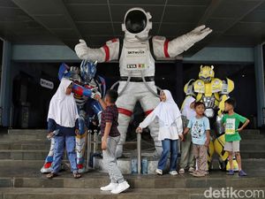 Menikmati Libur Nataru di Museum Skyworld