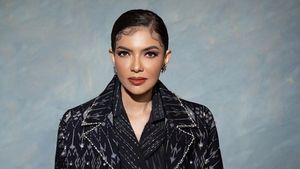 5 Potret Najwa Shihab Manglingi dengan Makeup Soft Glam, Mirip Artis Bollywood