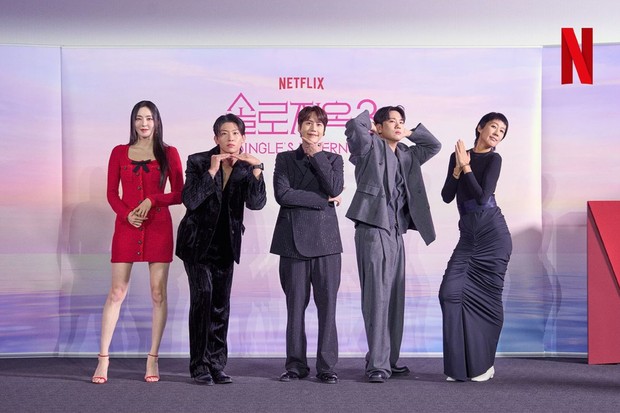 Potret para panelis Single's Inferno 3 Potret para panelis Single's Inferno 3