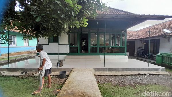 Ini Jeroan Rumah Jadul di Sumedang yang Ditawar Jutawan